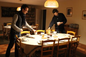séminaristes à table séminaristes à table