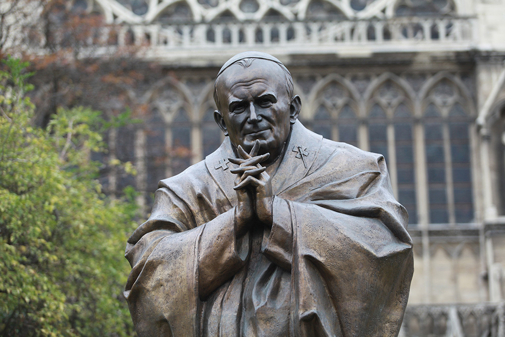 Jean-Paul II enfant puis Pape